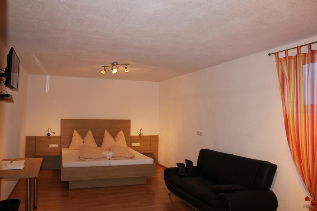 Chalet Muehle Längenfeld Rum bild